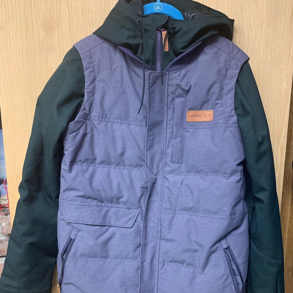 Oakley ski jacket